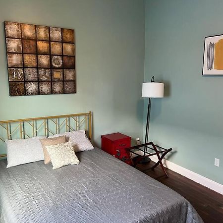 Chilled Pad 2 Blocks From The French Quarters Apartamento Nova Orleães Exterior foto
