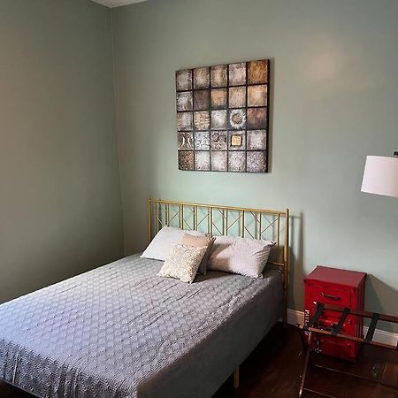 Chilled Pad 2 Blocks From The French Quarters Apartamento Nova Orleães Exterior foto