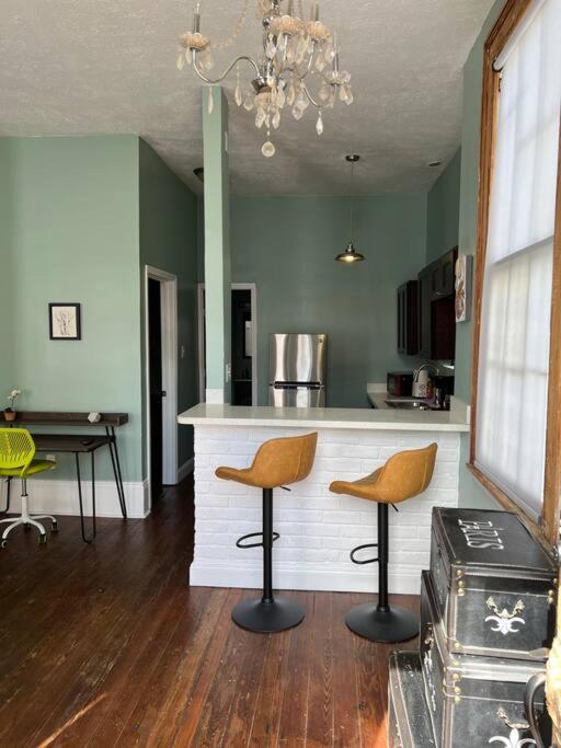 Chilled Pad 2 Blocks From The French Quarters Apartamento Nova Orleães Exterior foto